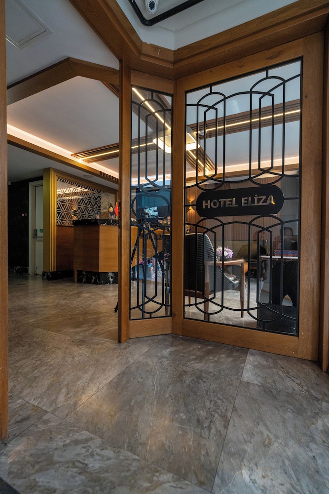 Eliza Hotel 43/50