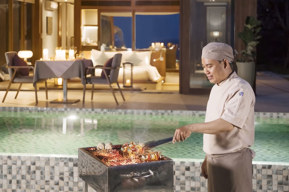 swimming pool spa