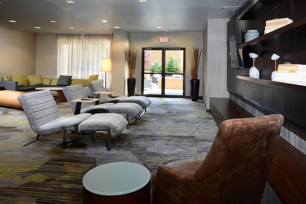 Courtyard by Marriott Beckley 39/64