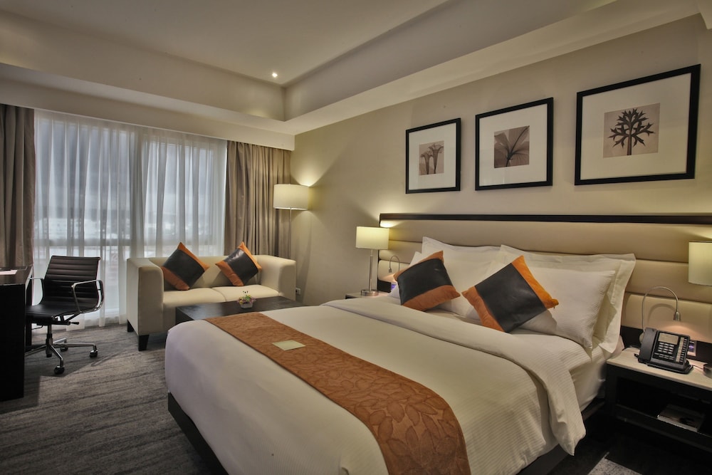 Limketkai Luxe Hotel 9/50