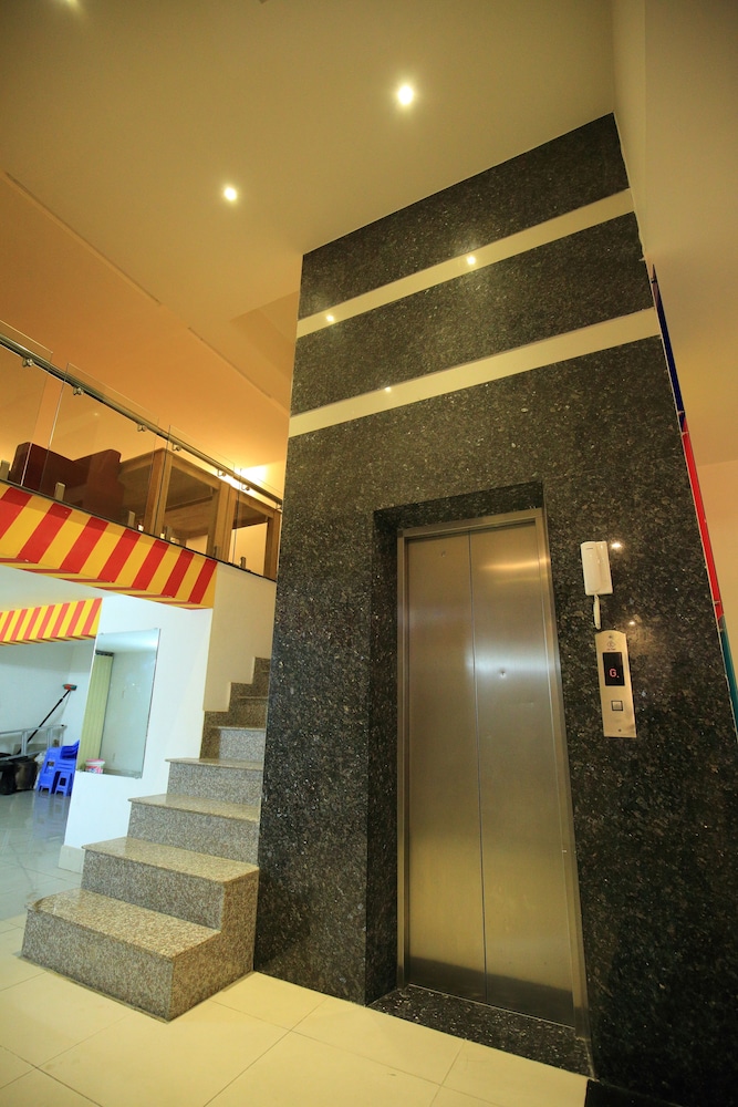 Gia Hoa Hotel 16/23