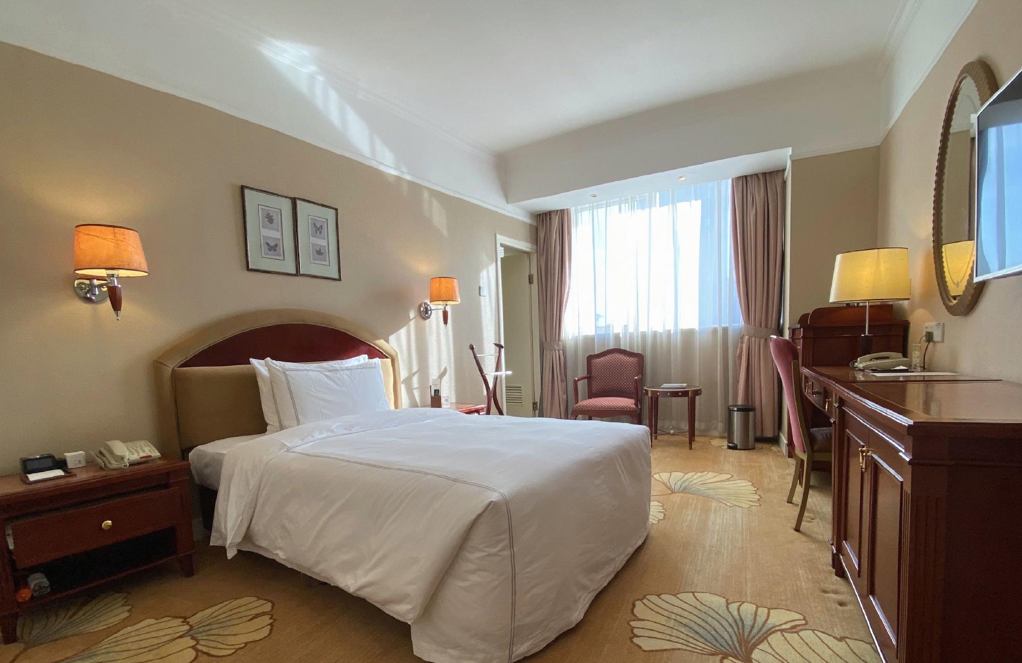 Room, Single