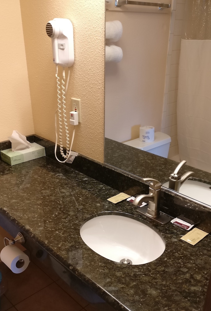 Royal Inn Eugene 23/24