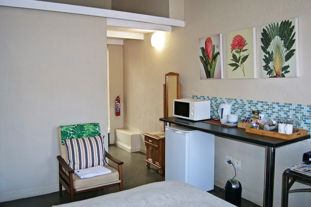 Pumleni Guesthouse 4/50