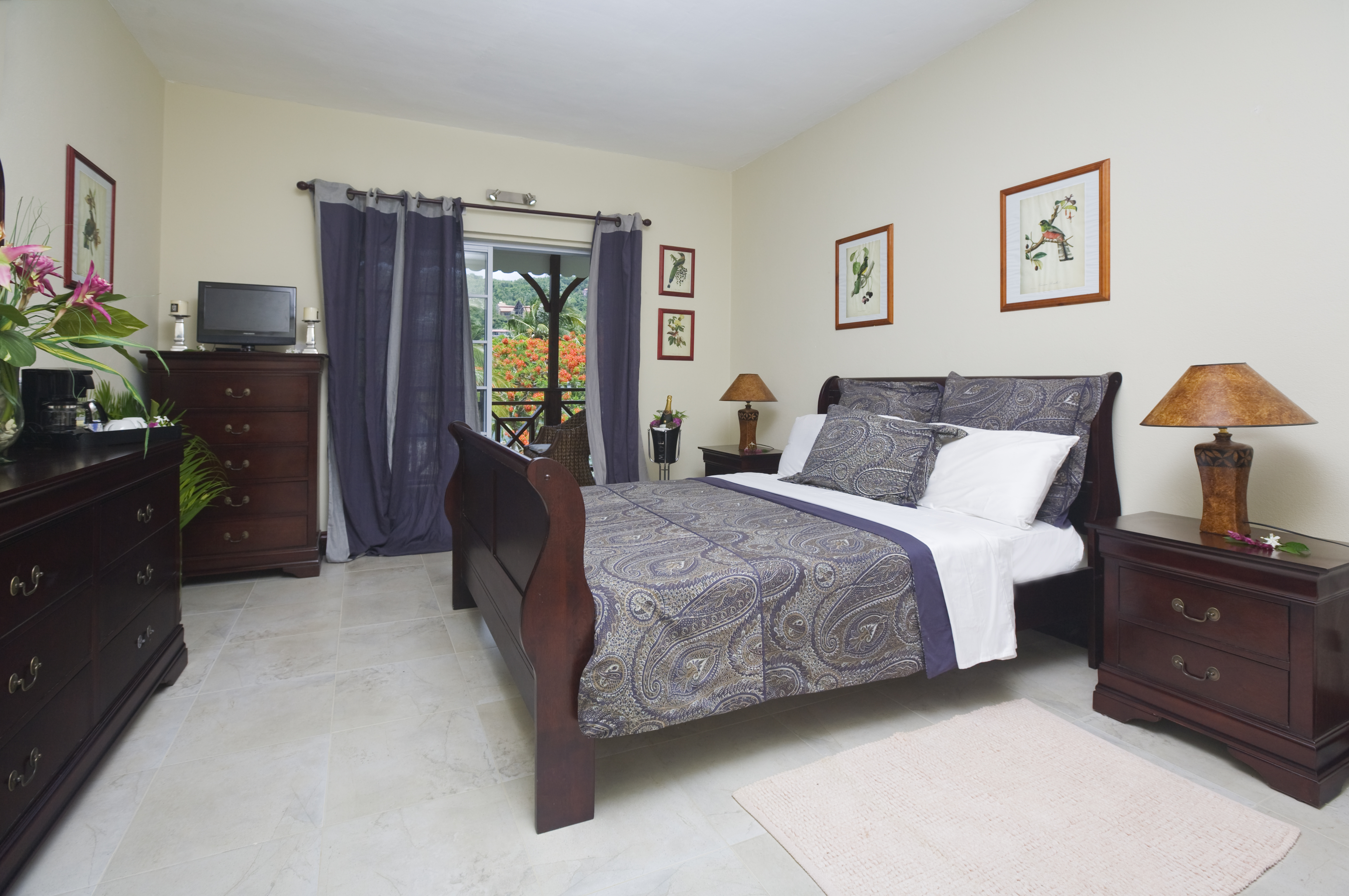 غرفة ديلوكس بسرير مزدوج، Marigot Beach Club and Dive Resort 2/2