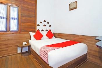 DELUXE, DOUBLE BED