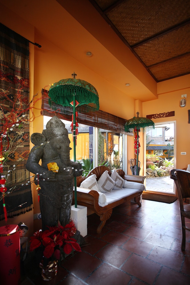 Red Garden Resort 57/70