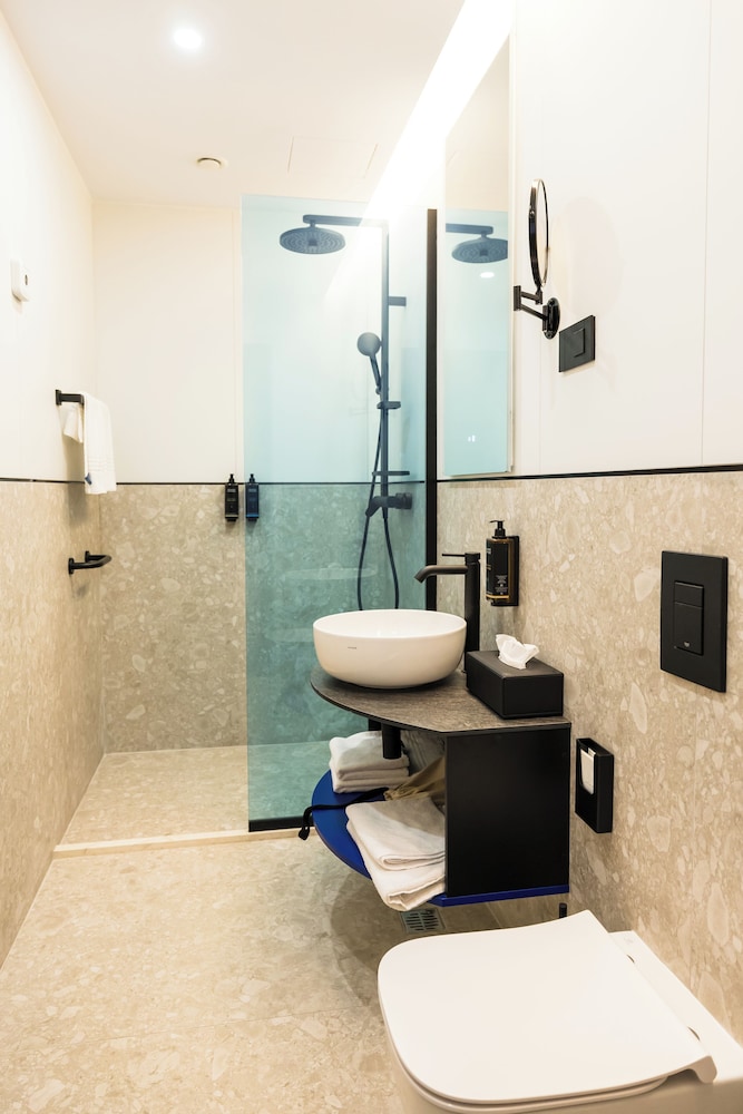 Mercure Bucharest Cantemir 17/26