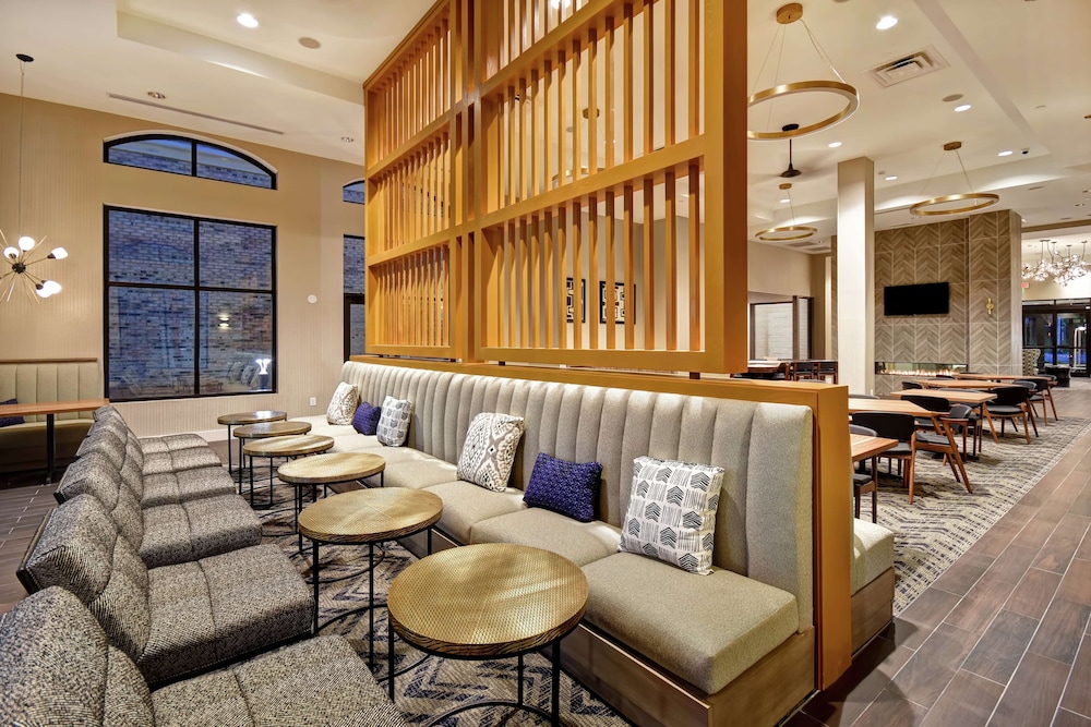 Homewood Suites By Hilton Greenville Downtown Sc 39/48