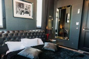 Superior, Double Bed, Land View