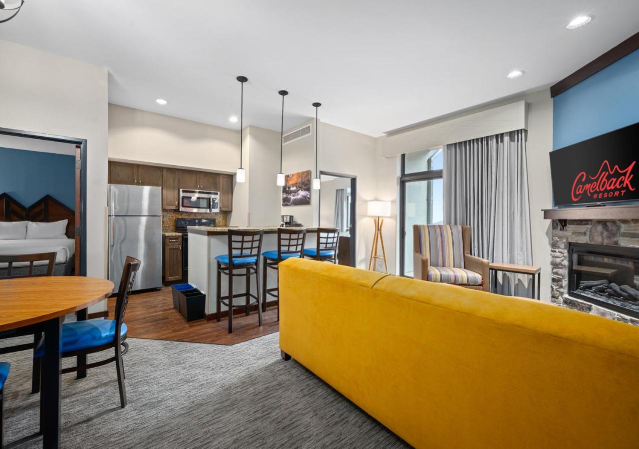 Camelback Resort 38/60