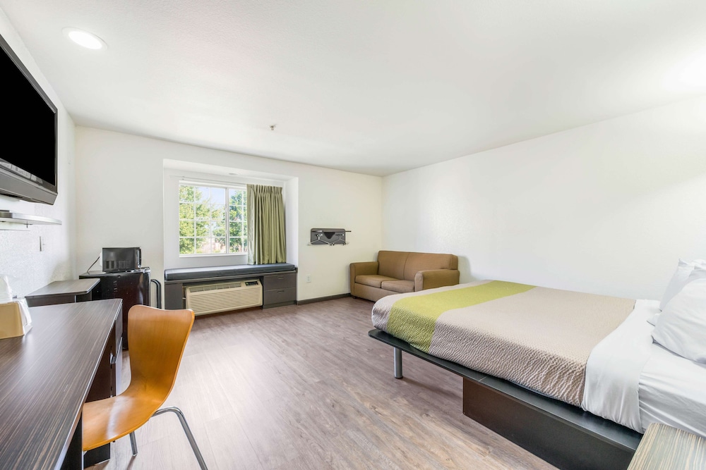 Motel6 Gastonia, NC 23/61