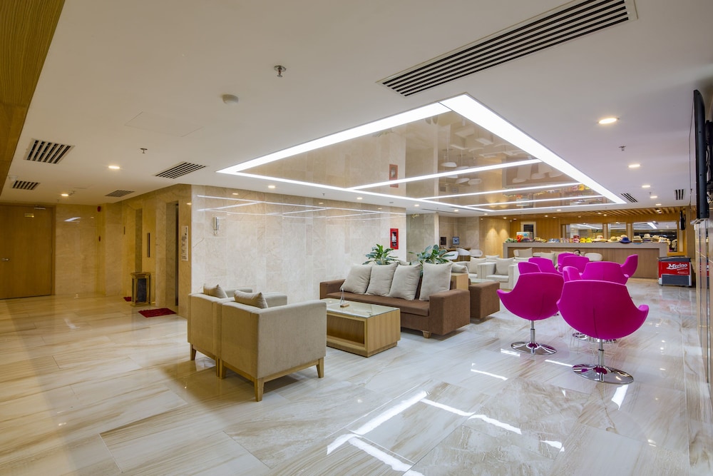 Dendro Gold Hotel 9/68