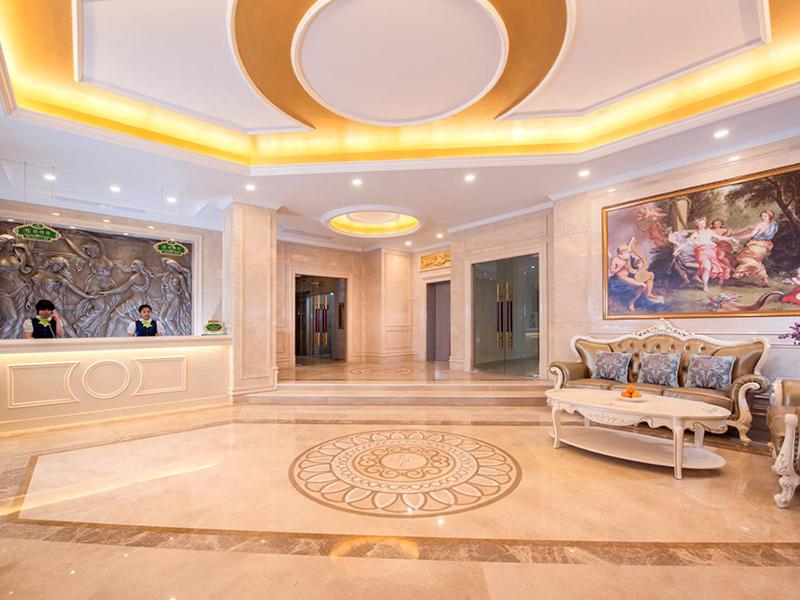 Vienna Hotel Shenzhen Dongmen Old Street 16/50