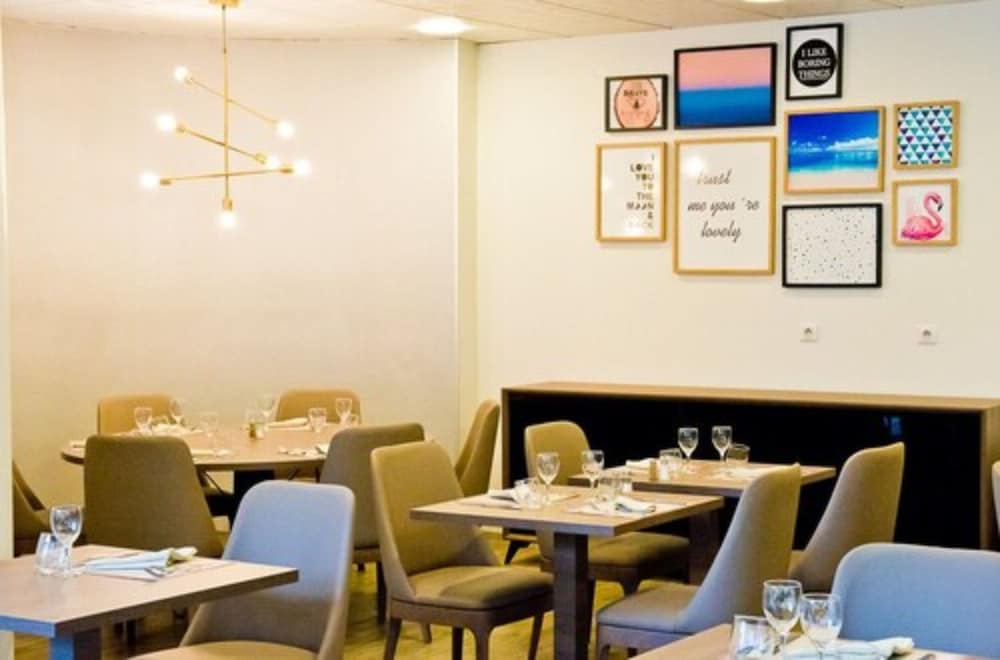 restaurant-cafeteria