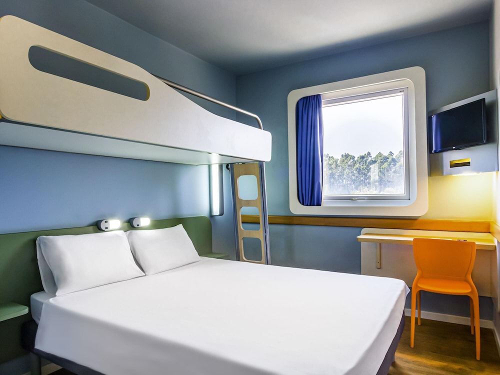 Ibis Budget Araraquara 31/67