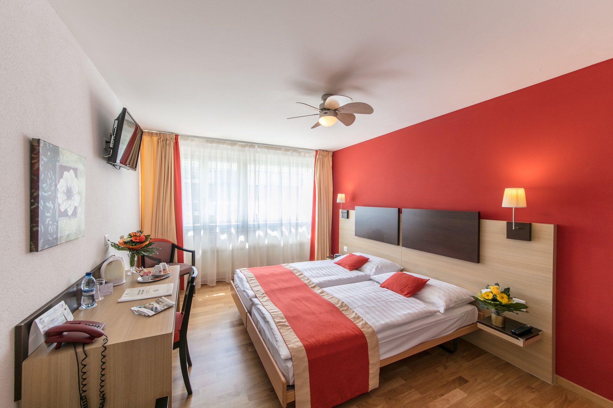 Room, Twin Beds