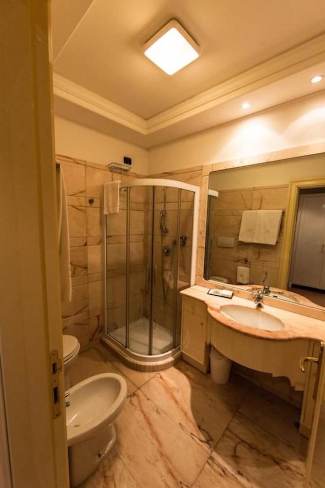 LH Hotel Domus Caesari 42/42