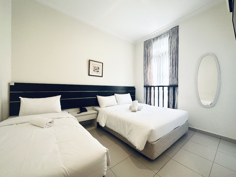 Asphodel Inn Singapore 30/65