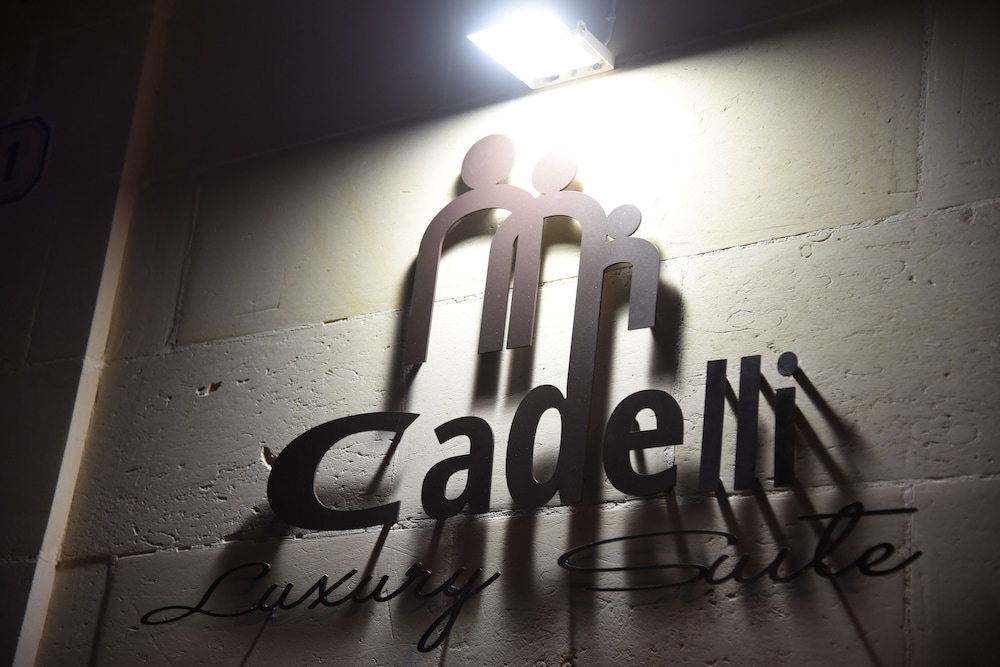 Cadelli Luxury Suite 38/48