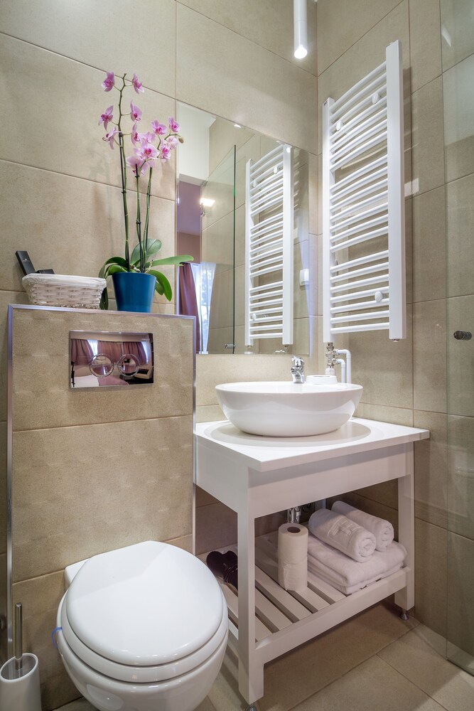 Guest House Veneti Suites 48/50