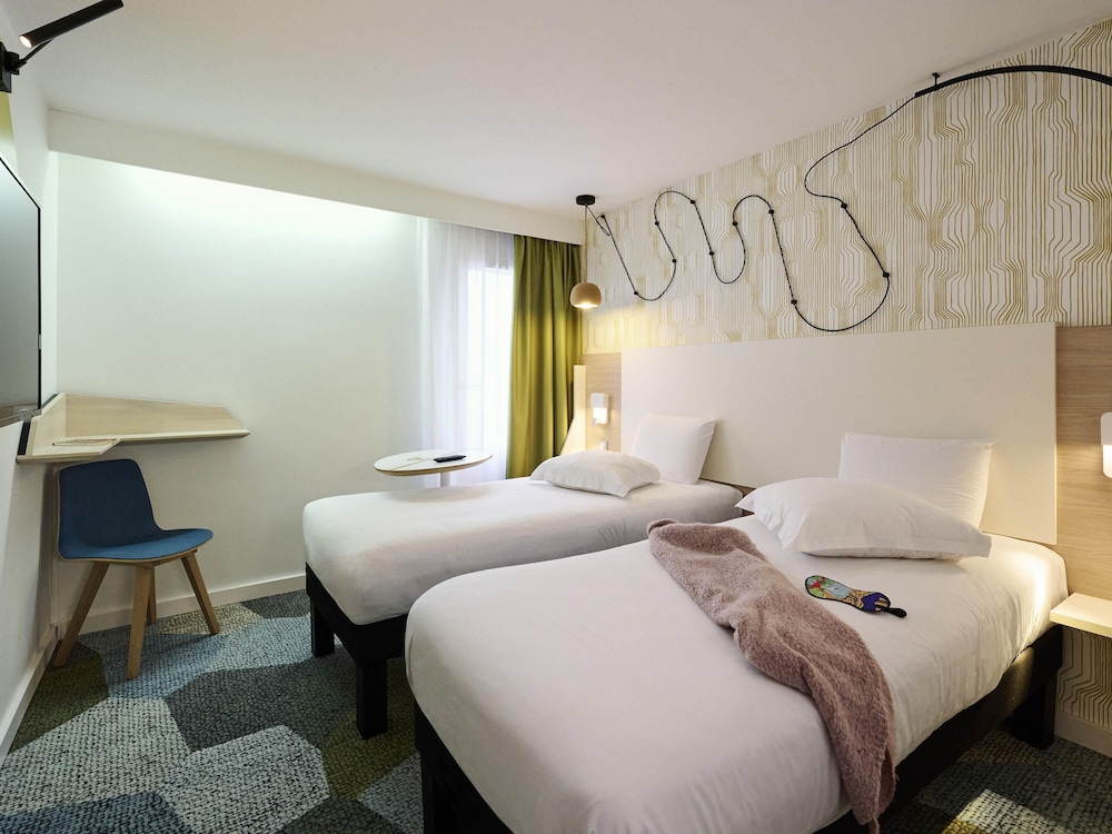 STANDARD, TWIN BEDS