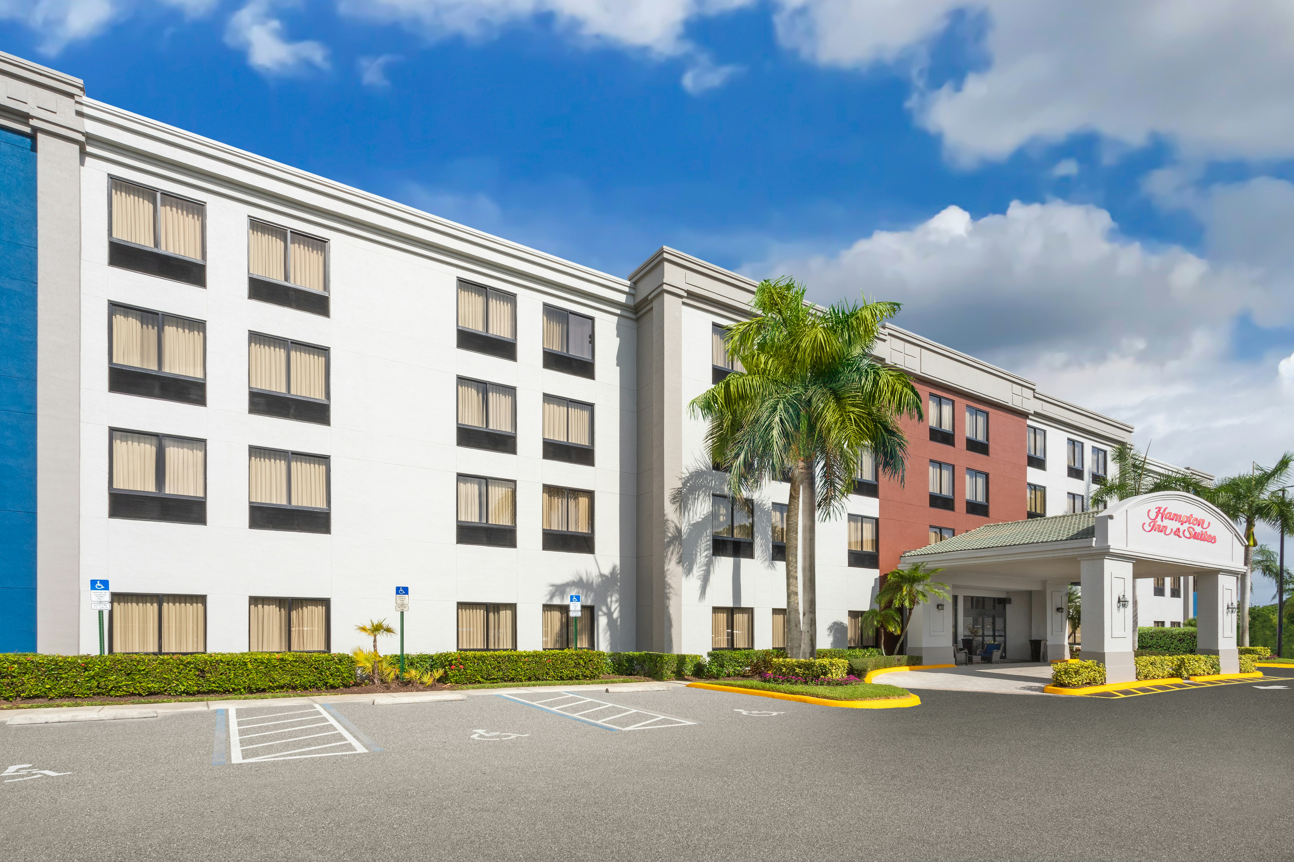 Hampton Inn And Suites Boynton Beach 42/45