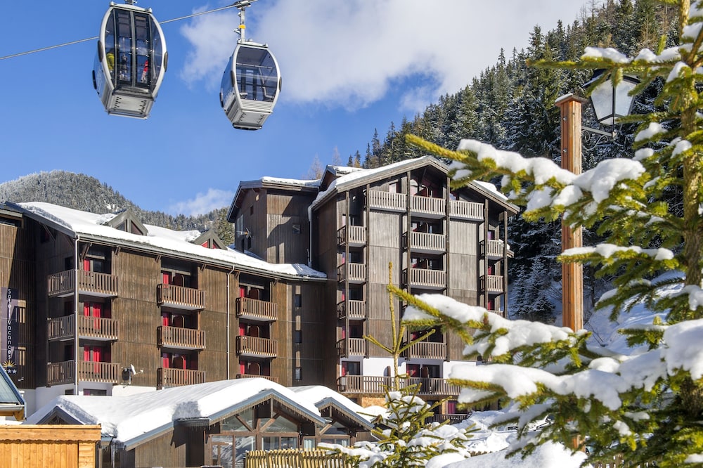 Sowell Family Valfrejus 10/69
