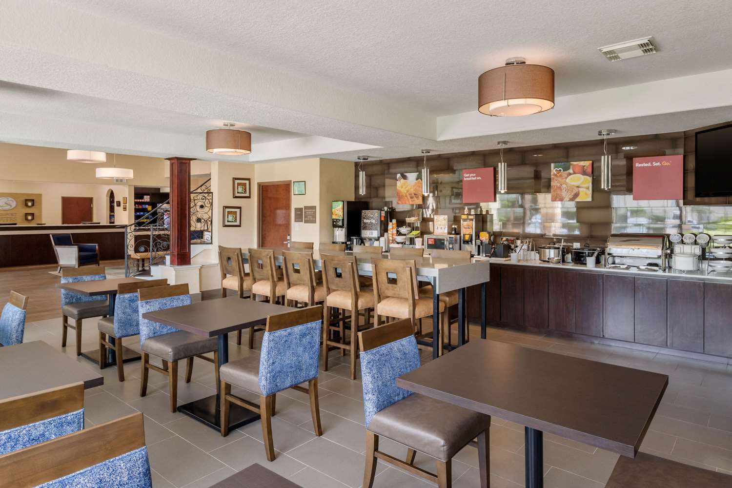 restaurant cafeteria