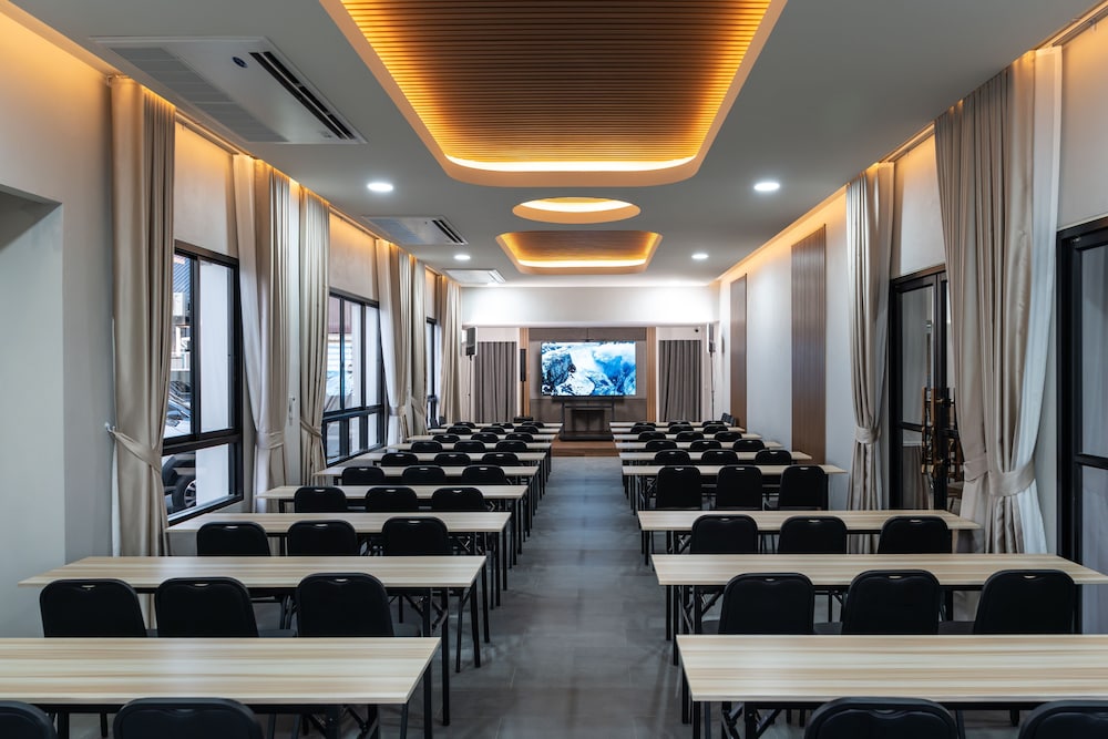Khunyuw Hotel 47/63