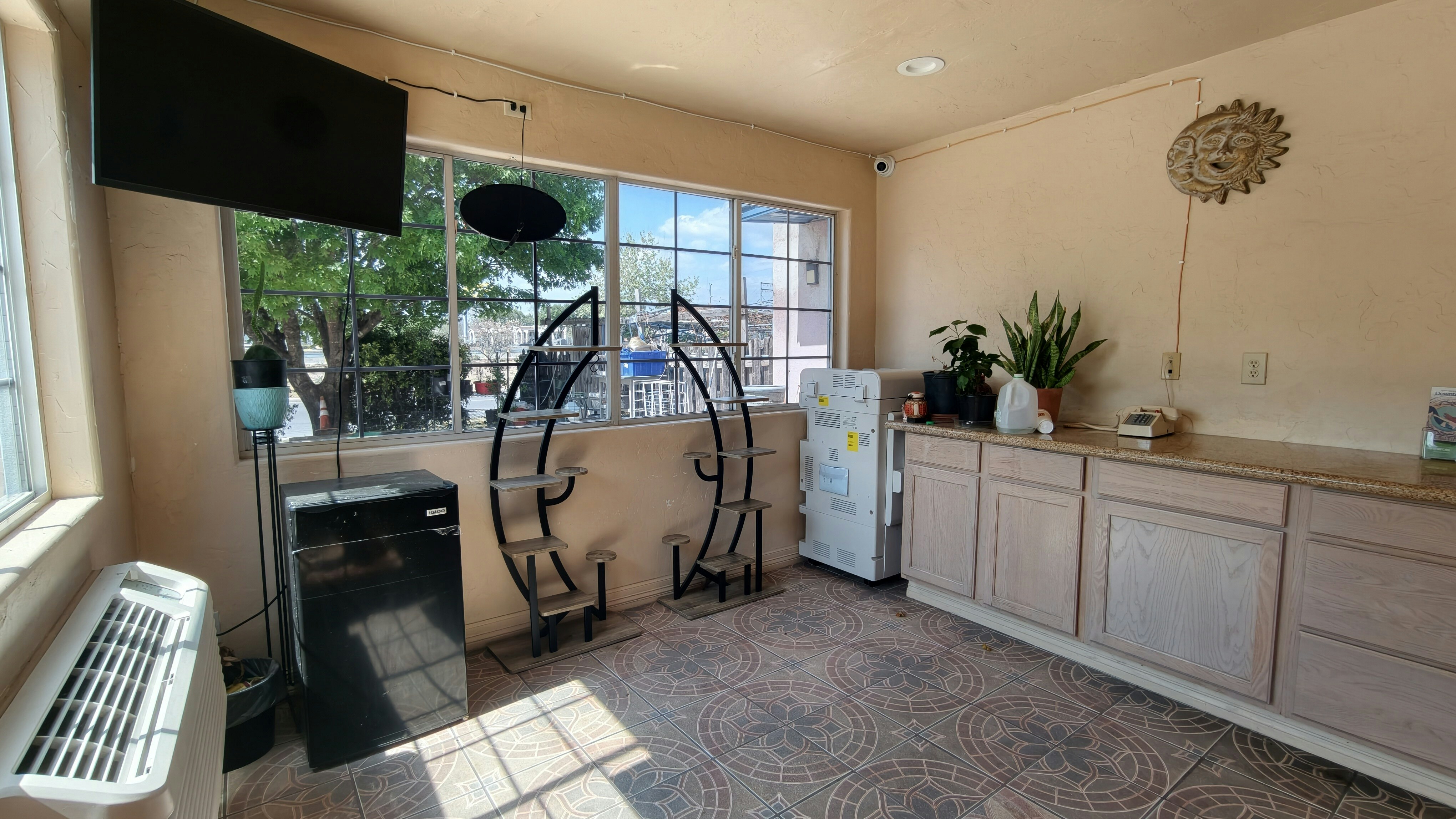 Executive Inn & Suites San Marcos, TX 26/38