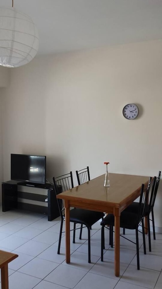 Alora Apartments 26/50