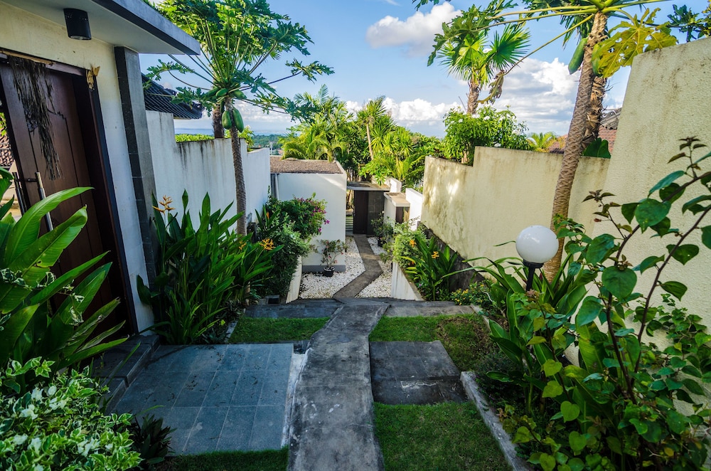 The Kawan Jimbaran Villa 34/50