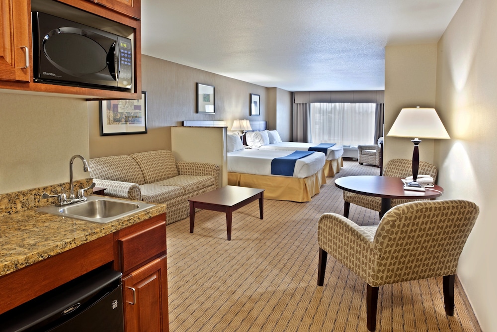 Holiday Inn Express Hotel and Suites Vancouver Mall/Portland Area 40/71