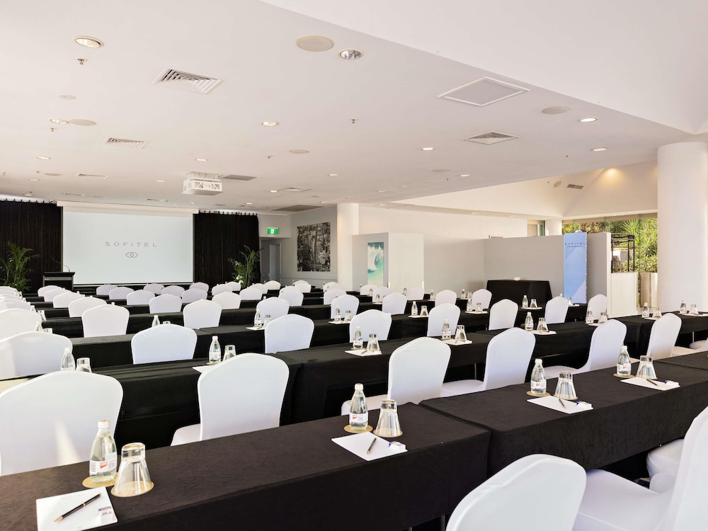Sofitel Gold Coast Broadbeach 60/66