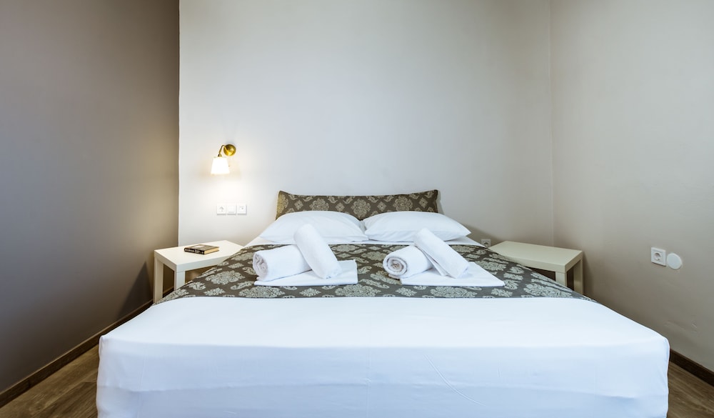 Gregory Comfort Hotel 13/46
