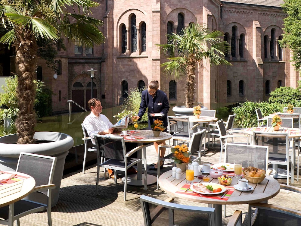 Mercure Hotel Plaza Essen 31/43
