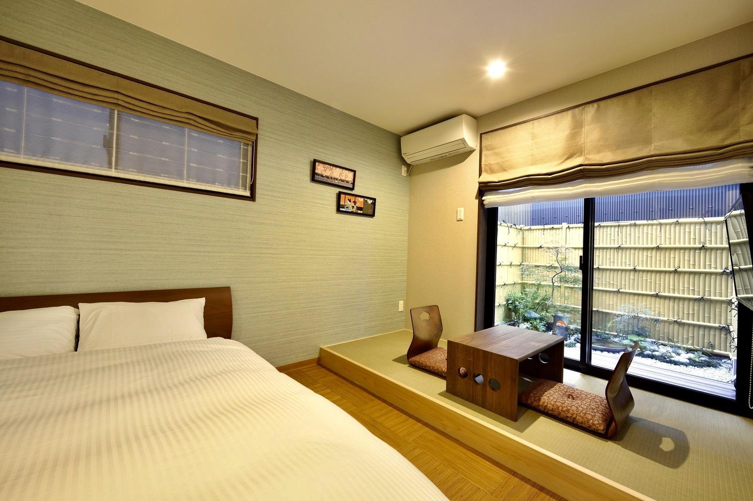 Semi Western, Style, Queen Bed