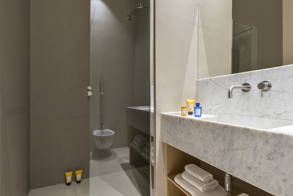 G55 Design Hotel 24/38