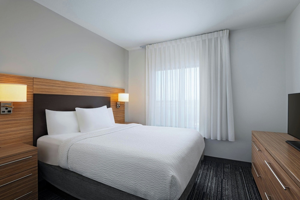 Towneplace Suites Ames 12/66