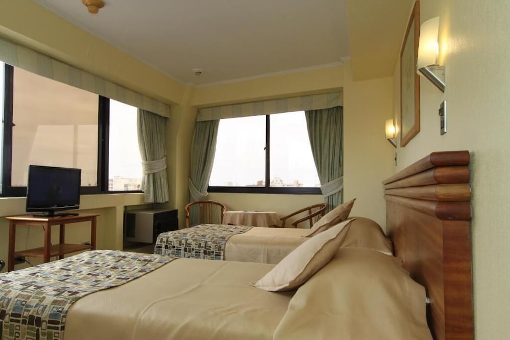 Room, Twin Beds