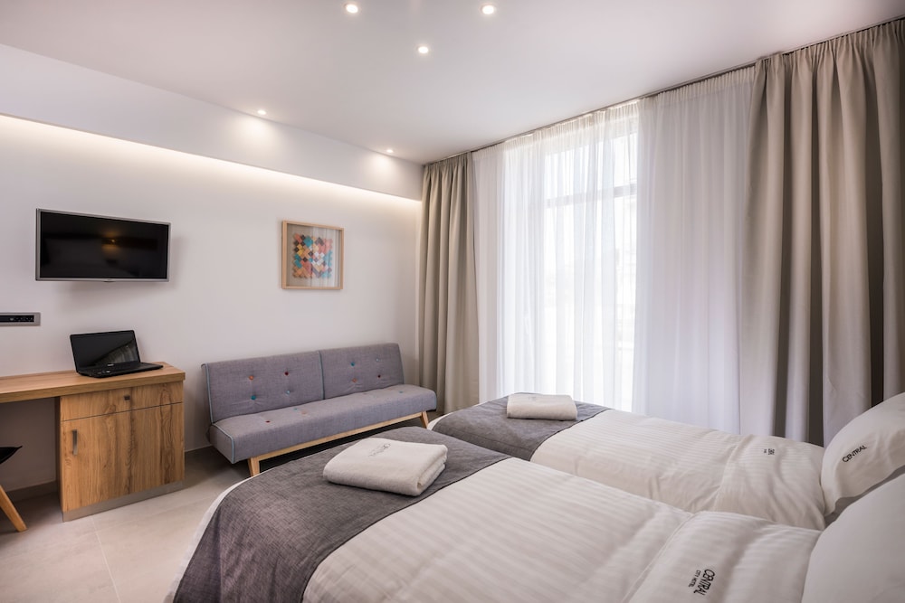 Central City Hotel 19/50
