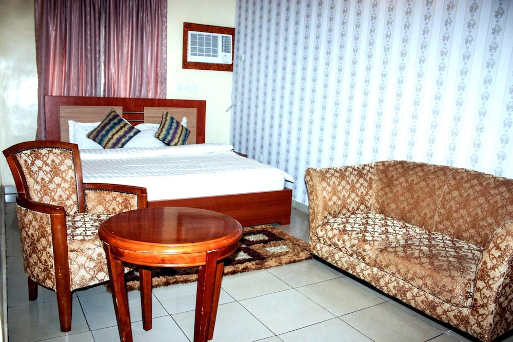 Petrus Hotels Royale 19/50