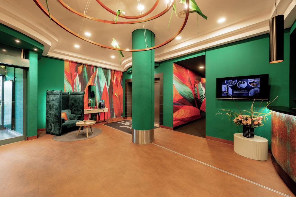 Rugs Hotel Augsburg, Trademark Collection by Wyndham 34/50