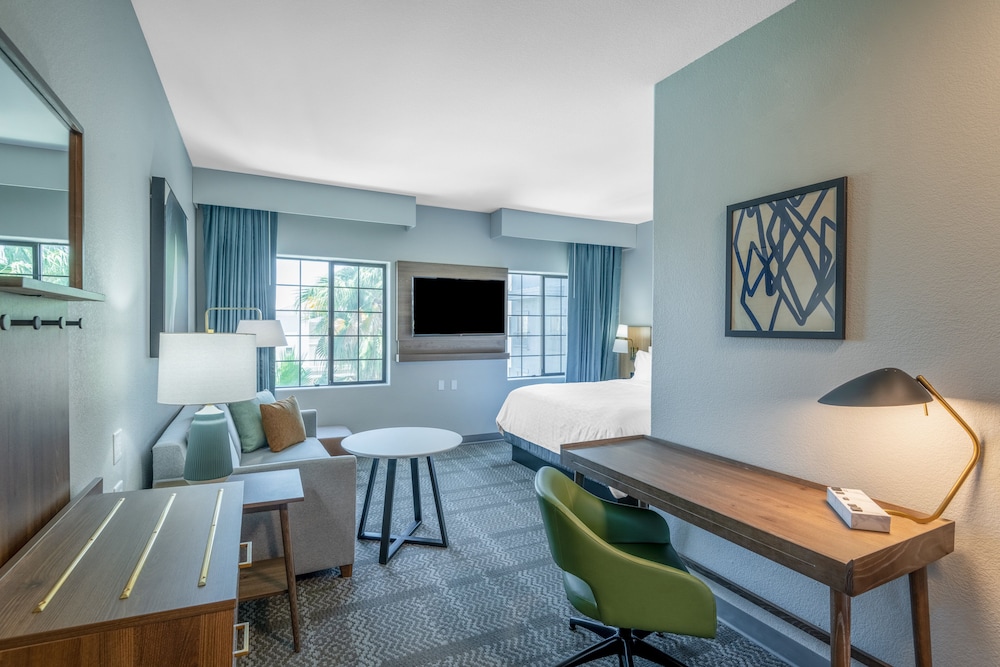 Staybridge Suites Phoenix-Glendale 44/65
