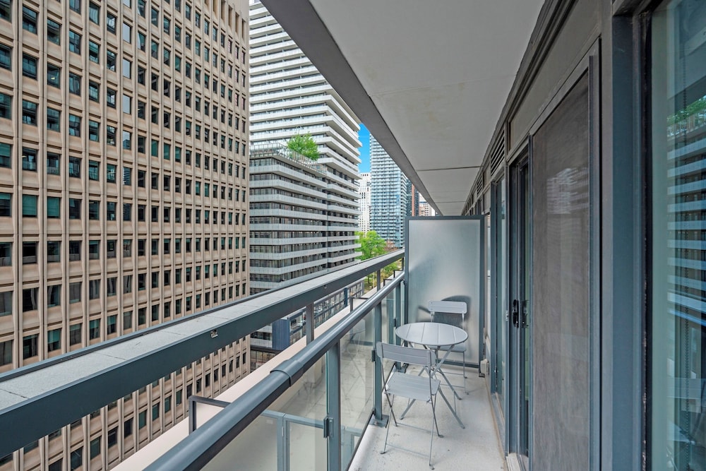 The Britt Condos in Downtown Toronto 33/35