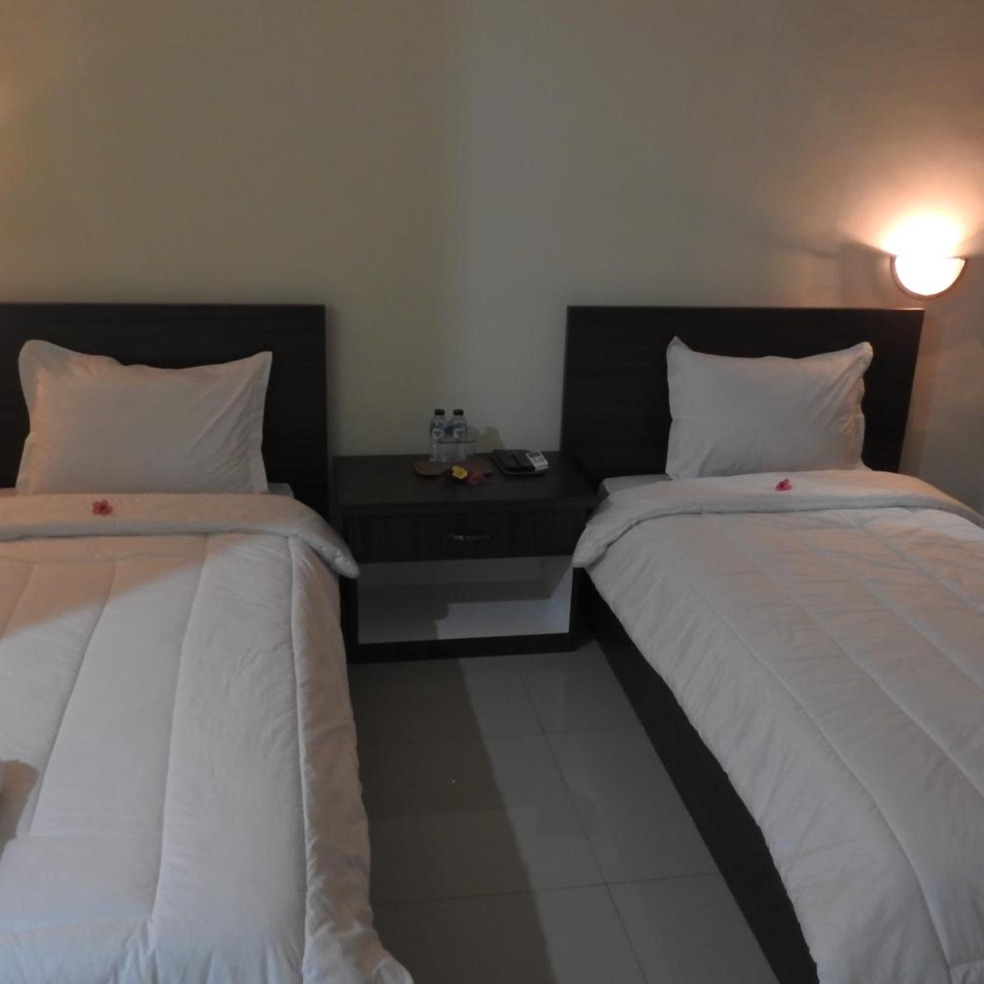 غرفة قياسية بسرير مزدوج، D' Batur Hotel 7/10