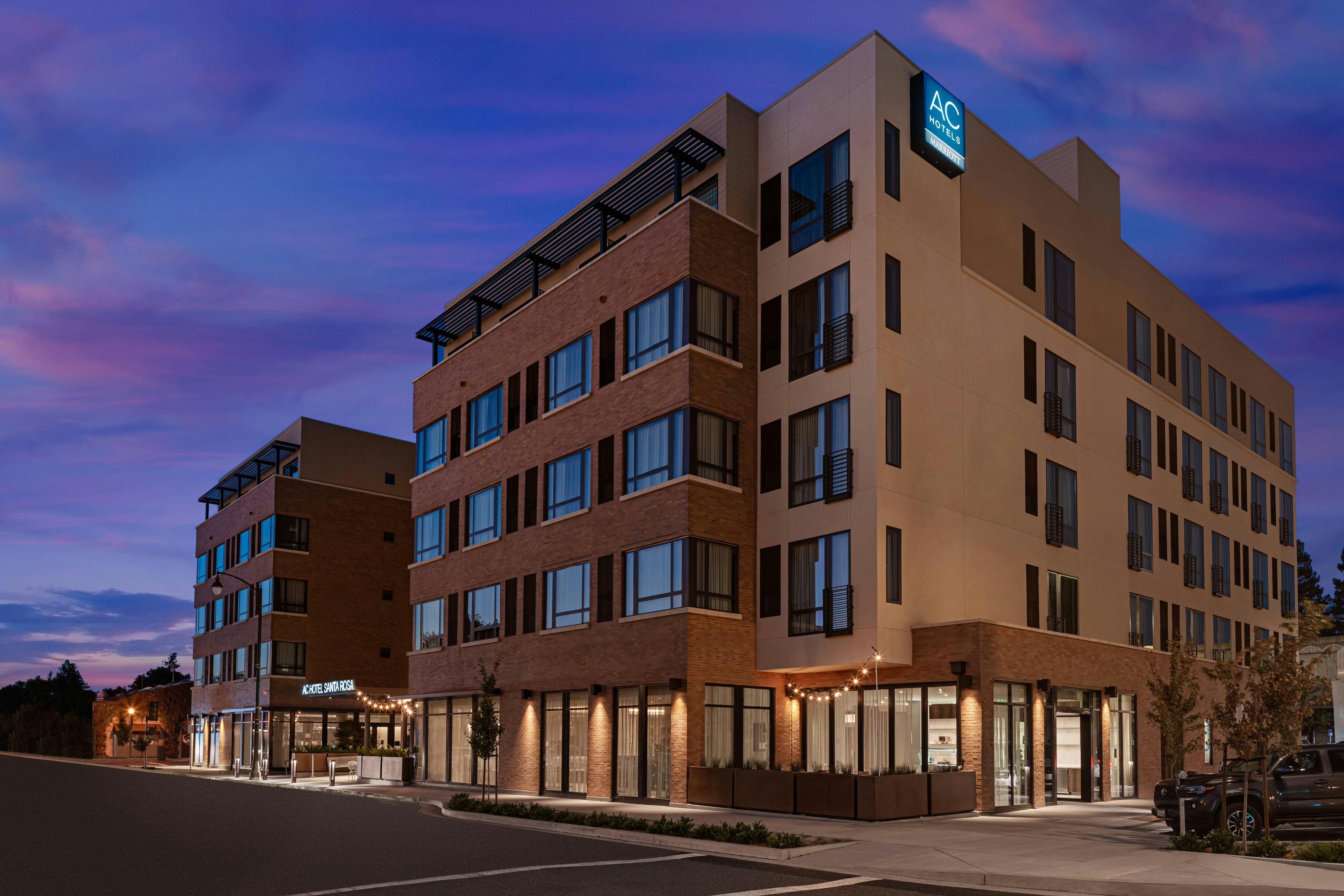 AC Hotel by Marriott Santa Rosa Sonoma Wine Country 54/55