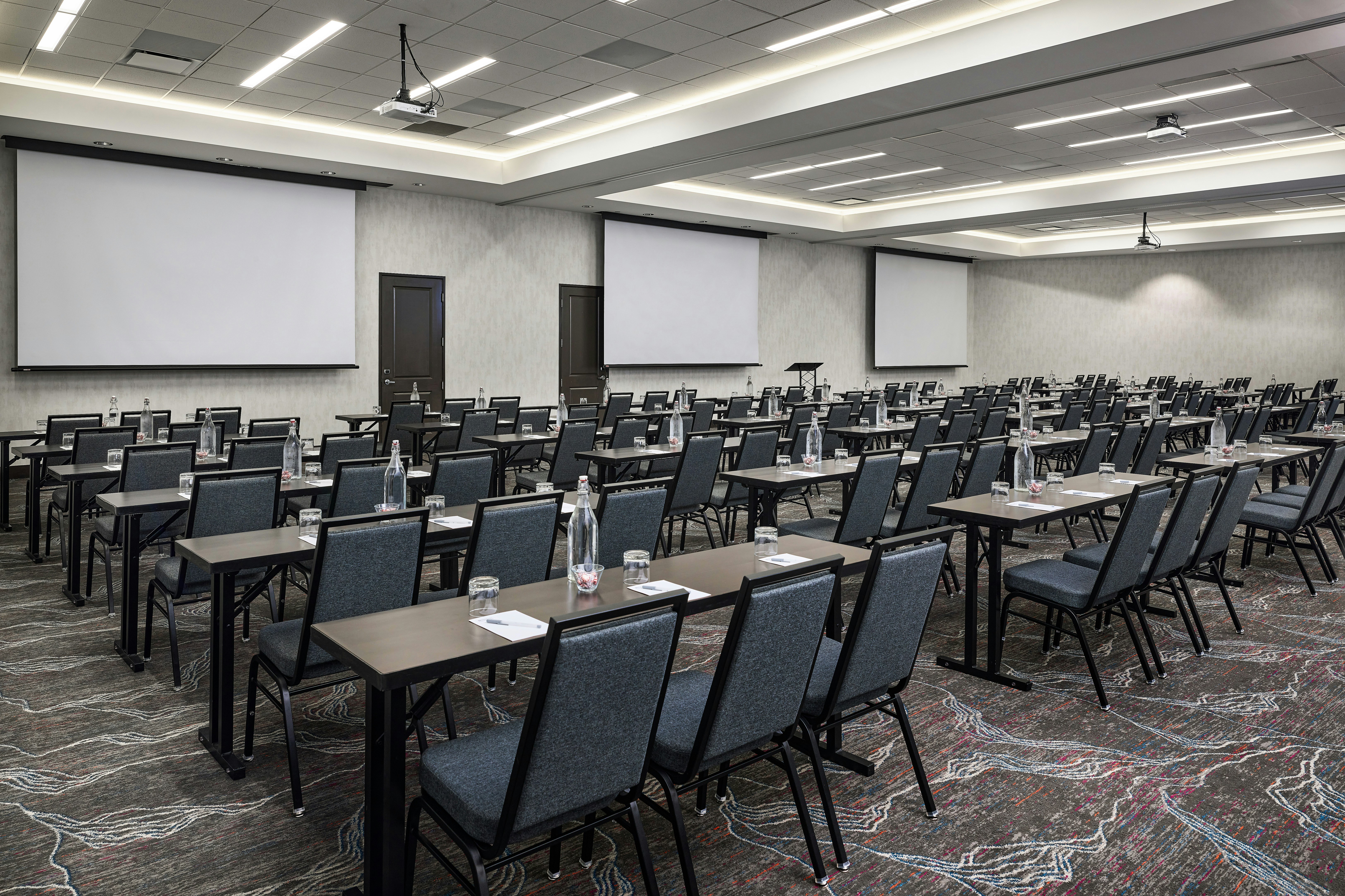 Hilton Garden Inn Nashville Downtown/Convention Center 59/68