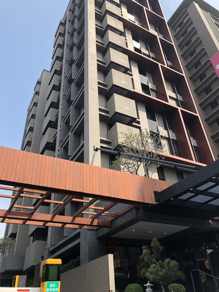 Yidear Hotel 4/58